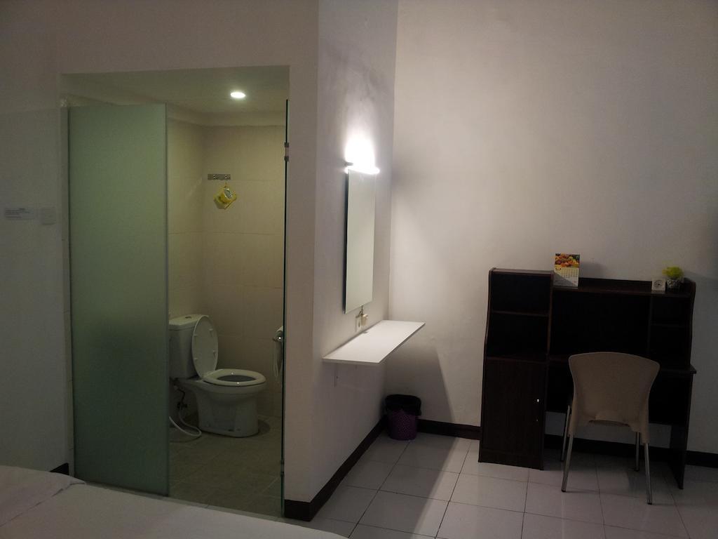 Loxy Inn スラバヤ 部屋 写真